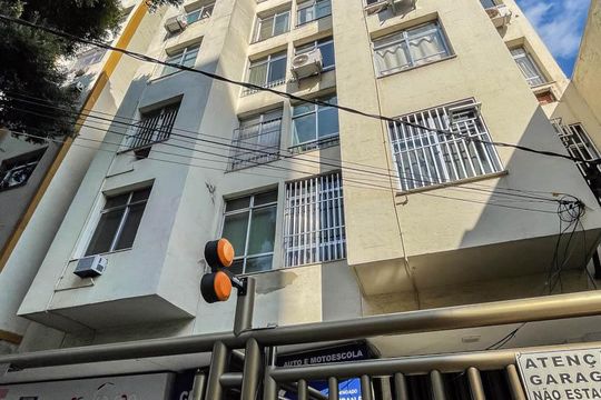 Fachada de apartamento à venda com 2 quartos, 81m² em Maracanã, Rio de Janeiro