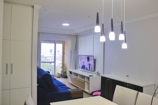 Sala de apartamento à venda com 3 quartos, 76m² em Vila Rosalia, Guarulhos