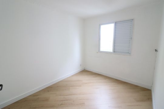 Quarto 1 de apartamento para alugar com 2 quartos, 55m² em Padroeira, Osasco