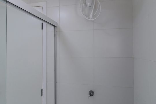Banheiro da Suíte de kitnet/studio para alugar com 1 quarto, 26m² em Vila Olímpia, São Paulo