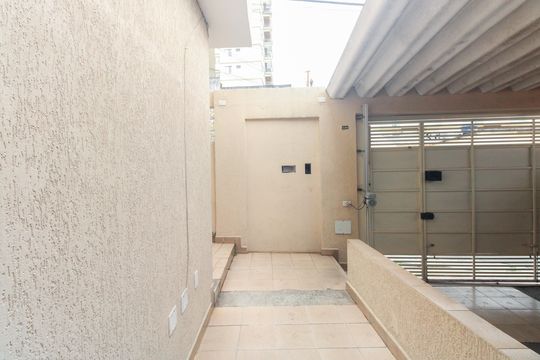 Entrada de casa para alugar com 4 quartos, 150m² em Vila Esperança, São Paulo
