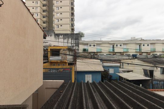 Vista da Suíte 1 de casa para alugar com 4 quartos, 150m² em Vila Esperança, São Paulo