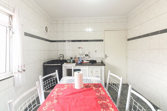 Cozinha de casa para alugar com 4 quartos, 150m² em Vila Esperança, São Paulo