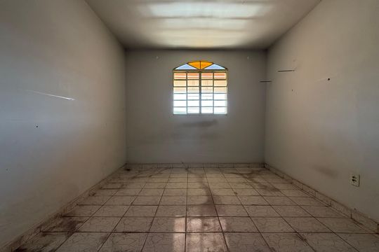 Casa à venda com 2 quartos, 360m² em Parque Sao Jose, Belo Horizonte