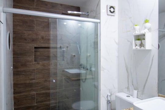 Banheiro da Suíte de apartamento para alugar com 1 quarto, 37m² em Parque Campolim, Votorantim