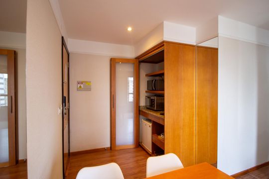 Cozinha de apartamento para alugar com 1 quarto, 37m² em Parque Campolim, Votorantim
