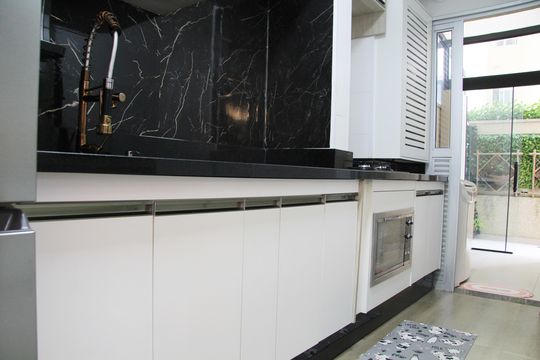 Cozinha de apartamento à venda com 3 quartos, 116m² em Picanço, Guarulhos