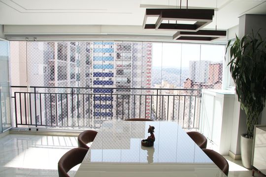 Sala  de apartamento à venda com 2 quartos, 83m² em Picanço, Guarulhos