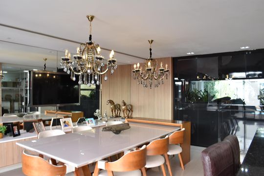 Sala de Jantar de casa de condomínio à venda com 4 quartos, 319m² em Santa Cândida, Curitiba
