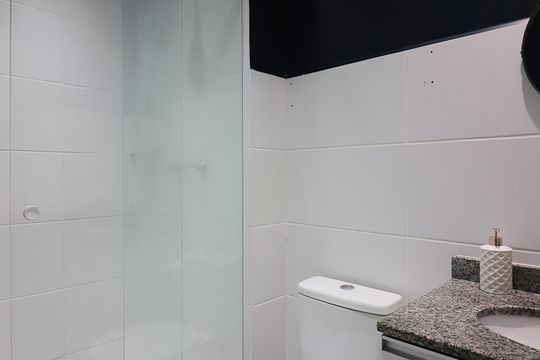Banheiro Social de apartamento à venda com 2 quartos, 56m² em Planalto, São Bernardo do Campo