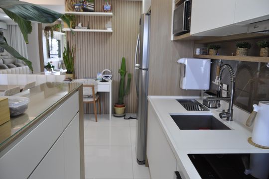 Cozinha de apartamento à venda com 3 quartos, 68m² em Del Castilho, Rio de Janeiro