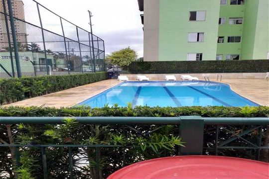Casa à venda com 2 quartos, 115m² em Vila Metalúrgica, Santo André