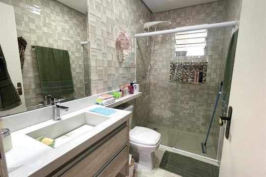 Casa à venda com 7 quartos, 251m² em Vila Macedopolis, São Paulo