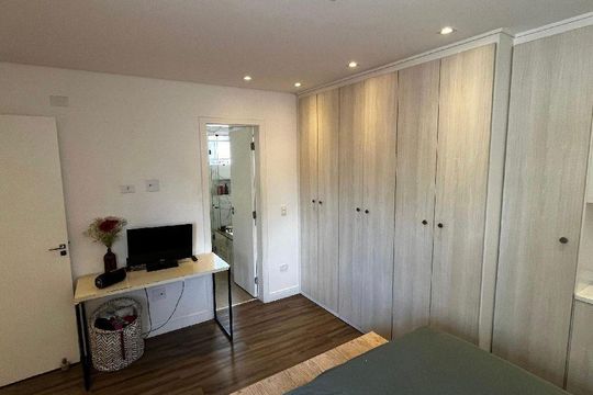 Casa à venda com 3 quartos, 289m² em Chora Menino, São Paulo