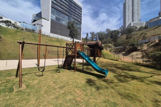 Apartamento à venda com 4 quartos, 208m² em Vila Das Flores, Nova Lima