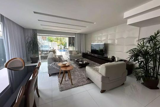 Casa à venda com 5 quartos, 238m² em Recreio dos Bandeirantes, Rio de Janeiro
