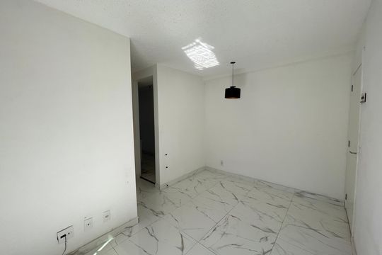 Sala de apartamento à venda com 2 quartos, 46m² em Taquara, Rio de Janeiro
