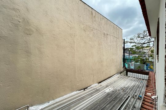 Vista do Quarto 2 de casa para alugar com 2 quartos, 120m² em Osvaldo Cruz, Rio de Janeiro