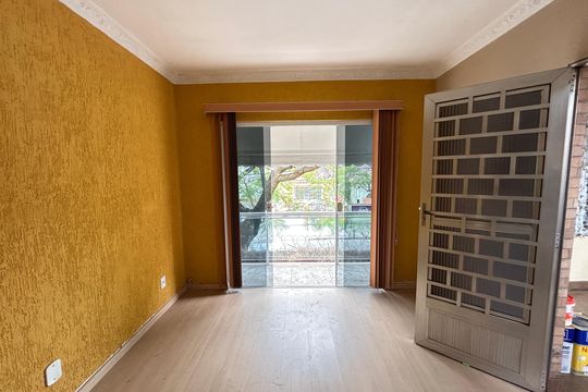 Casa para alugar com 2 quartos, 120m² em Osvaldo Cruz, Rio de Janeiro