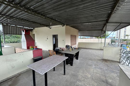 Terraço de casa para alugar com 2 quartos, 120m² em Osvaldo Cruz, Rio de Janeiro