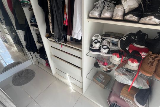 Closet da Suíte de apartamento à venda com 1 quarto, 57m² em Taquaral, Campinas
