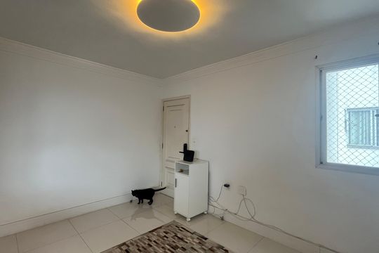 Sala de apartamento à venda com 1 quarto, 57m² em Taquaral, Campinas
