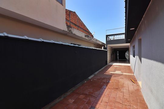 Corredor de casa à venda com 3 quartos, 300m² em Vila Vivaldi, São Bernardo do Campo