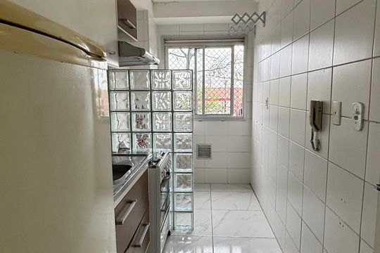 Cozinha de apartamento à venda com 2 quartos, 50m² em Vila Homero Thon, Santo André
