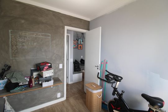 Quarto 1 de apartamento à venda com 2 quartos, 42m² em Vila Nova Cachoeirinha, São Paulo