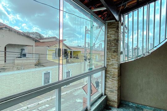 Varanda da Sala de casa à venda com 5 quartos, 210m² em Vila Invernada, São Paulo