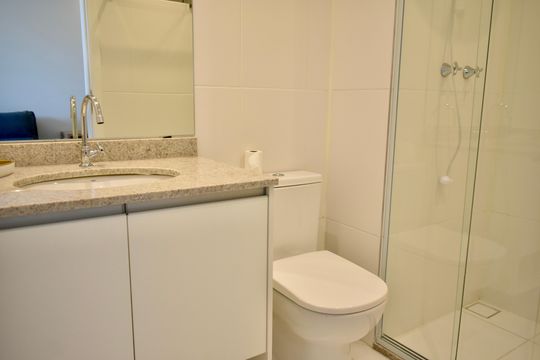 Banheiro de kitnet/studio à venda com 0 quarto, 25m² em Vila Clementino, São Paulo
