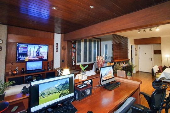 Sala de apartamento à venda com 1 quarto, 62m² em Barra da Tijuca, Rio de Janeiro