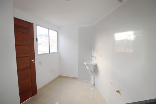 Sala/Cozinha de apartamento para alugar com 1 quarto, 25m² em Vila Nivi, São Paulo