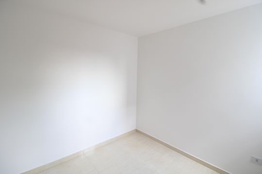 Quarto 1 de apartamento para alugar com 1 quarto, 23m² em Vila Nivi, São Paulo