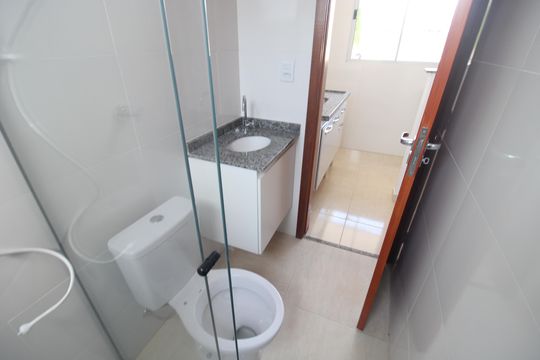 Banheiro Social de apartamento para alugar com 1 quarto, 23m² em Vila Nivi, São Paulo