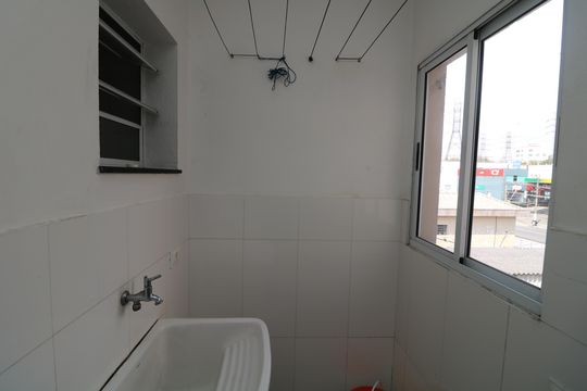 Área de Serviço de apartamento para alugar com 2 quartos, 55m² em Jardim Nove de Julho, São Paulo