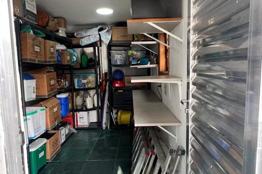 Depósito de casa à venda com 3 quartos, 257m² em Vila Constança, São Paulo