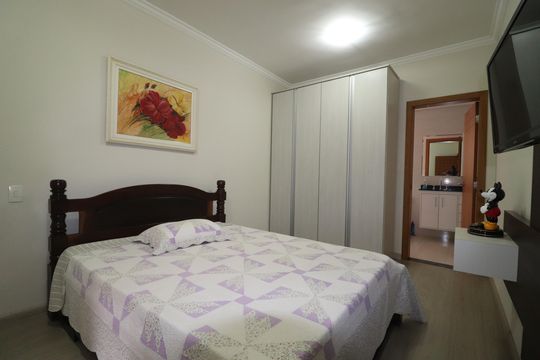  Suíte 3 de casa à venda com 4 quartos, 308m² em Vila Santa Teresa, Santo André