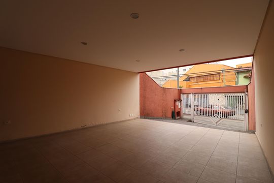 Garagem de casa à venda com 4 quartos, 308m² em Vila Santa Teresa, Santo André