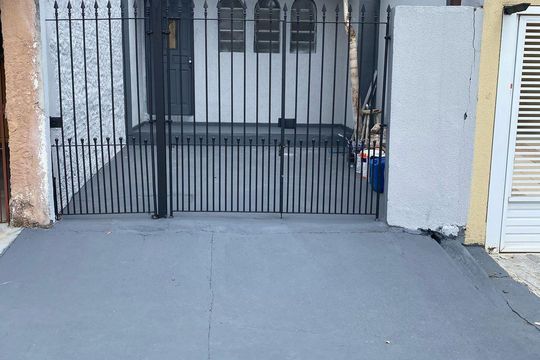 Casa à venda com 1 quarto, 96m² em Vila Scarpelli, Santo André