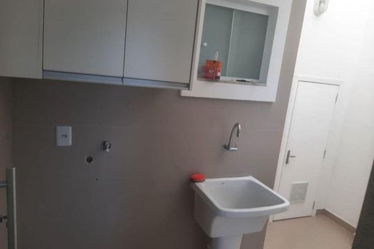 Casa à venda com 3 quartos, 105m² em Serra Grande, Niterói