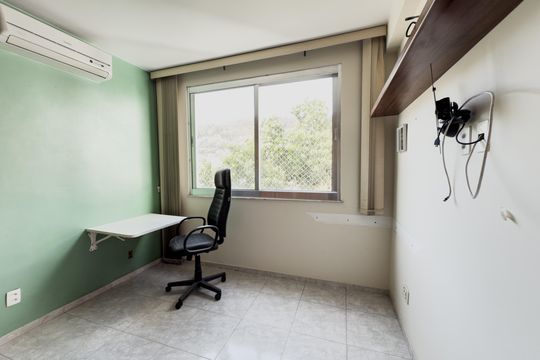 Quarto 2 de apartamento à venda com 2 quartos, 80m² em Penha Circular, Rio de Janeiro