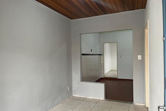 Sala de casa para alugar com 2 quartos, 140m² em Vila Penteado, São Paulo
