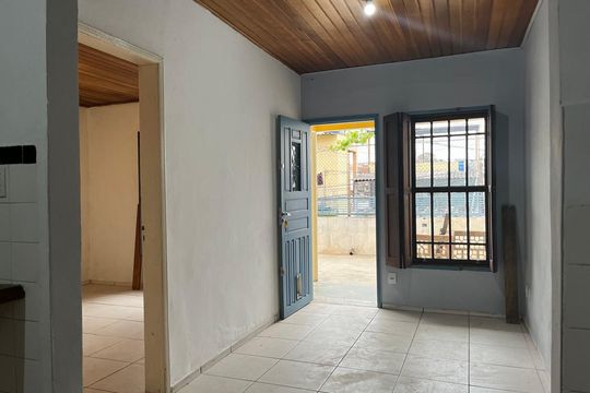 Sala de casa para alugar com 2 quartos, 140m² em Vila Penteado, São Paulo
