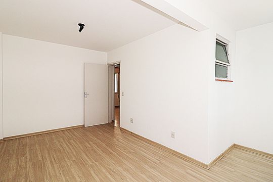 Quarto 1 de apartamento para alugar com 3 quartos, 183m² em Bom Fim, Porto Alegre