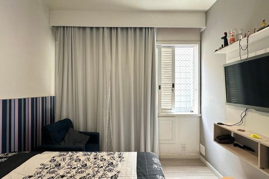 Quarto 02 de apartamento à venda com 3 quartos, 99m² em Copacabana, Rio de Janeiro