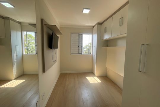 Suíte 1 de apartamento para alugar com 2 quartos, 59m² em Jardim Marilu, Cotia
