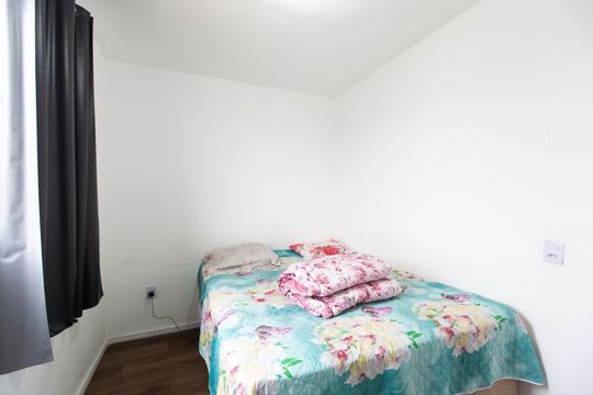 Quarto 1  de apartamento para alugar com 2 quartos, 44m² em Vila Lourdes, São Paulo