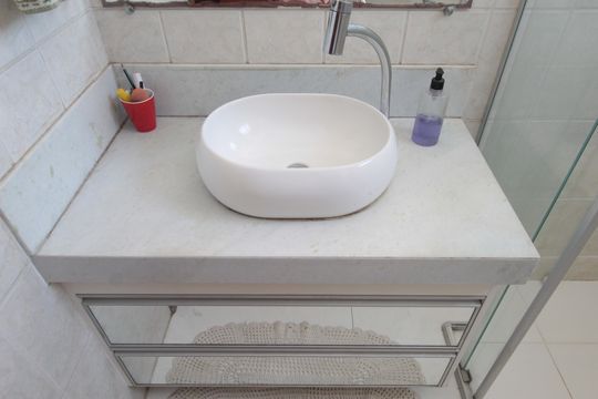 Banheiro Social de apartamento à venda com 3 quartos, 200m² em Ouro Preto, Belo Horizonte