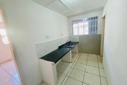 Cozinha de casa à venda com 1 quarto, 260m² em Jardim Dourado, Guarulhos